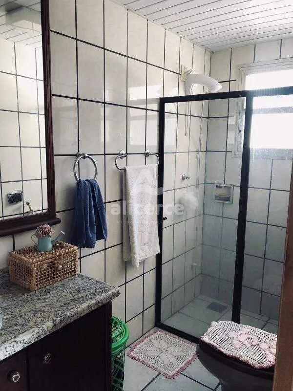 Imagem Apartamento à venda com 3 quartos 1 suíte, 85m² em Centro Florianópolis