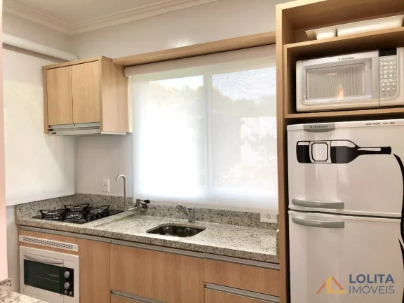 Imagem Casa com 2 suítes à venda em Condomínio em Santo Amaro da Imperatriz