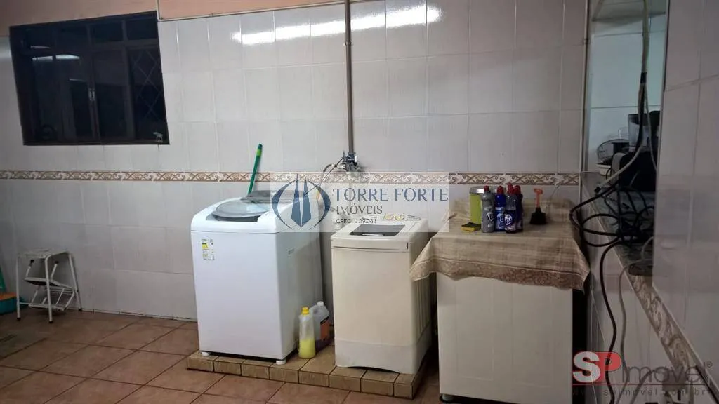 Imagem Casa Terrea com 5 dormitorios 1 suite 4 vagas de garagem na Vila Nhocune