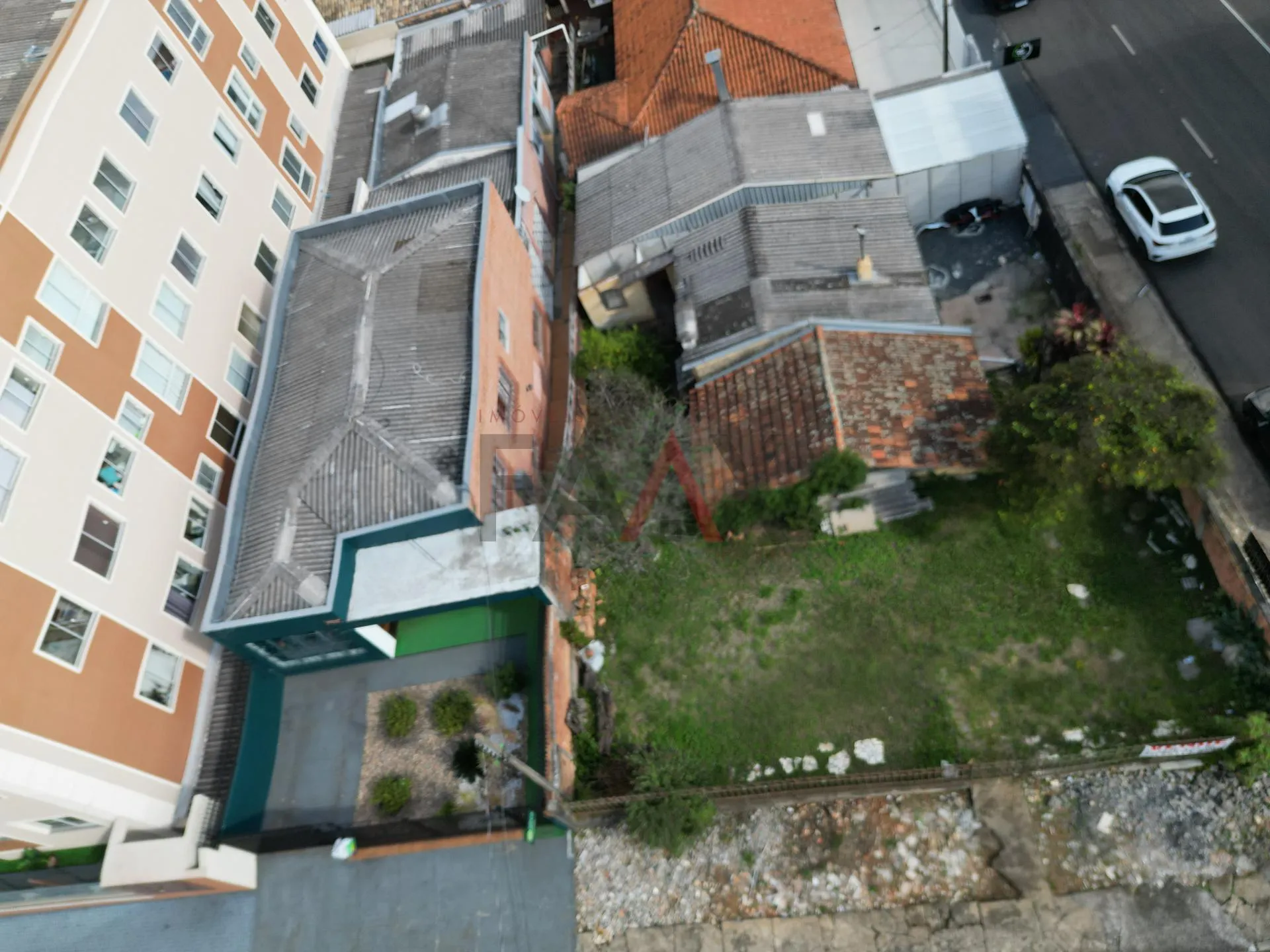 Imagem Terreno de esquina à venda, Bairro centro, GUARAPUAVA - PR