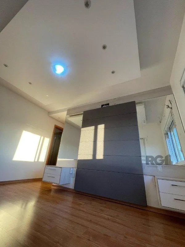 Imagem Excelente apartamento com 3 dormitórios, 2 vagas de garagem próximo ao Iguatemi