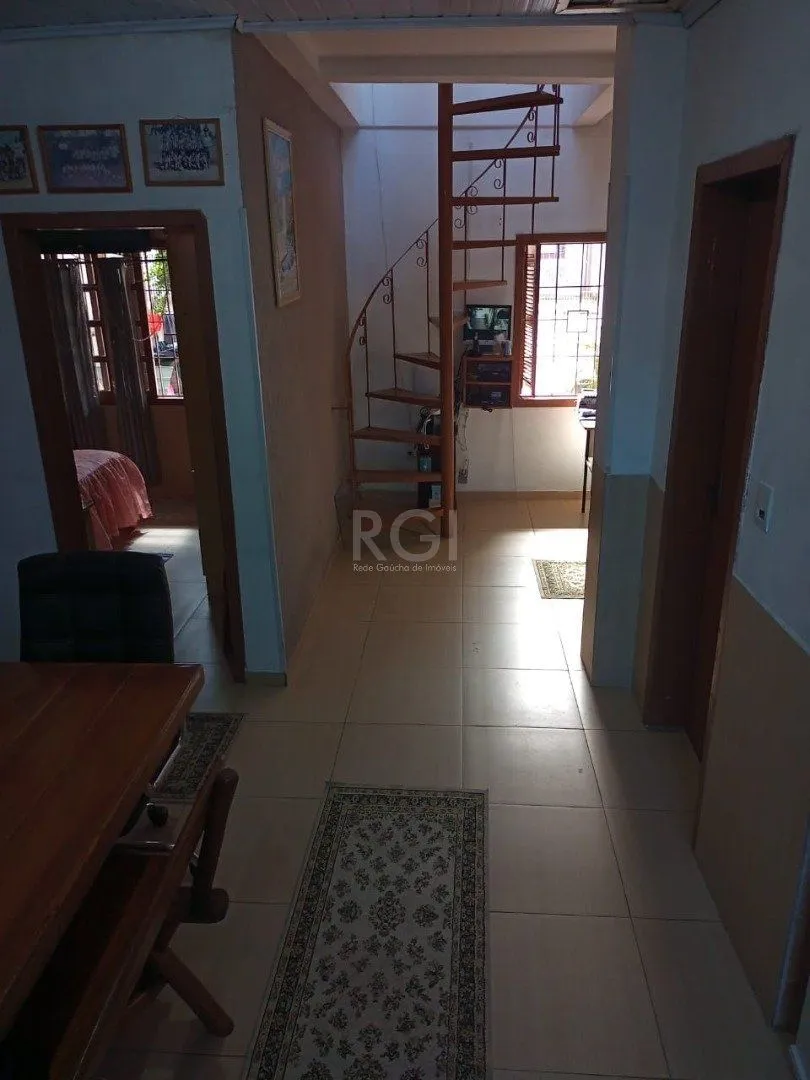Imagem Casa para Venda - 180m², 3 dormitórios, sendo 1 suites, 2 vagas - Vila Nova