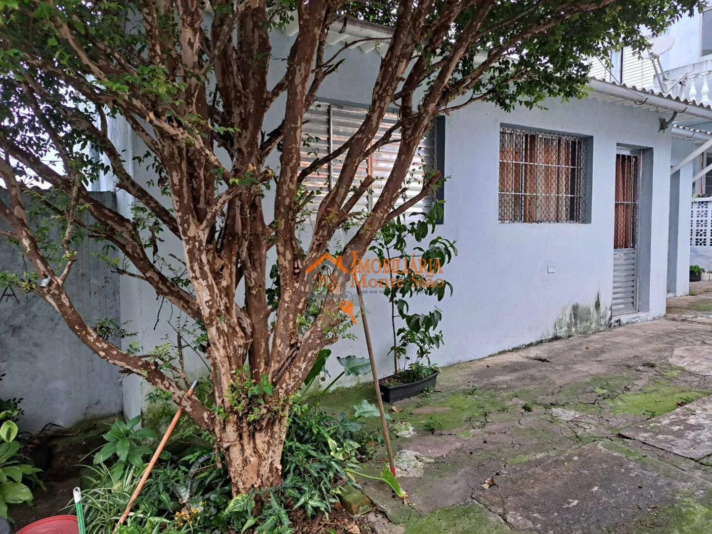 Imagem Sobrado com 3 dormitórios à venda, 200 m² por R$ 500.000,00 - Vila Barros - Guarulhos/SP