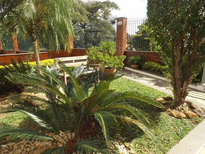 Imagem Casa Condominio para Venda - 350m², 4 dormitórios, sendo 1 suites, 2 vagas - Santa Tereza