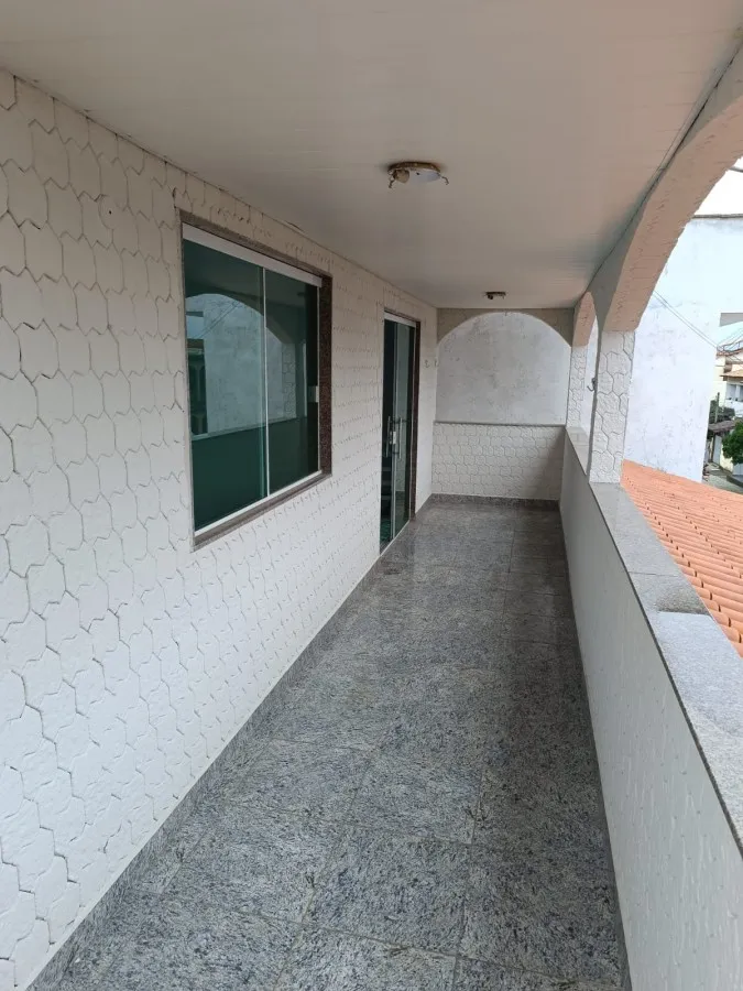 Imagem Casa em Condomínio para Venda em Itaboraí, Centro (Manilha), 4 dormitórios, 1 suíte, 2 banheiros, 1 vaga