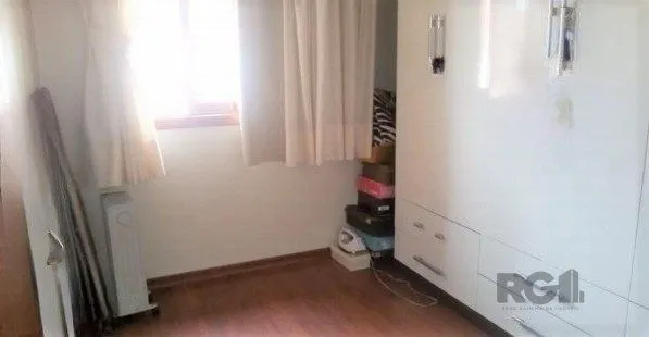 Imagem Casa em condomínio no Partenon de 3 dormitórios e vaga