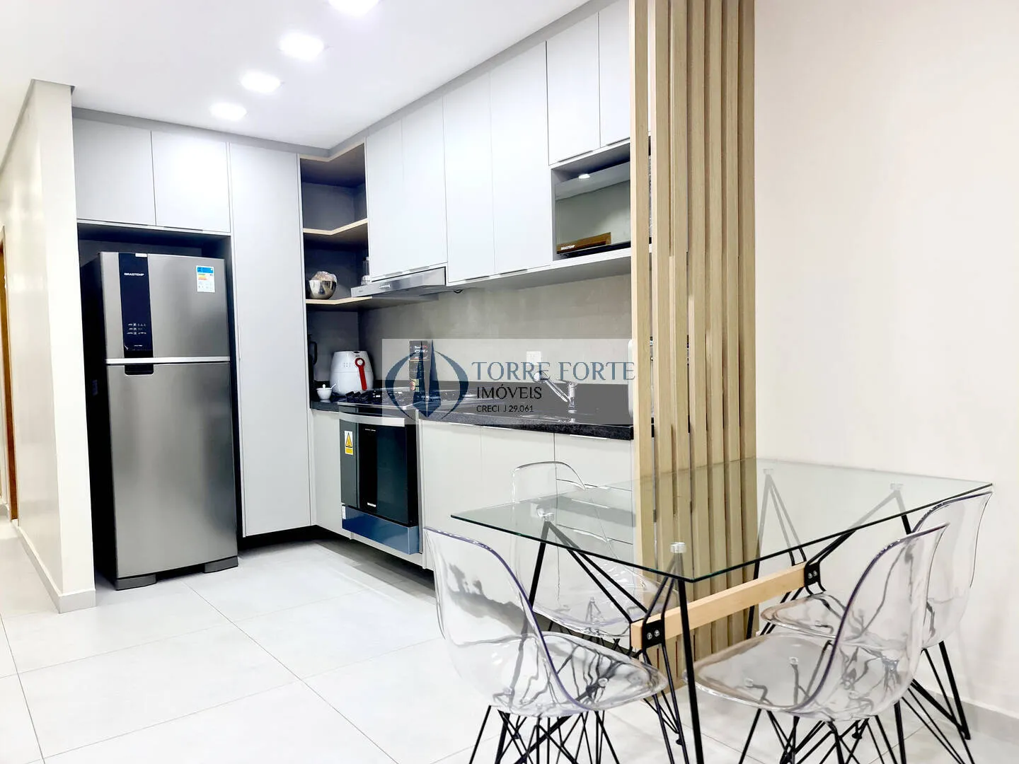 Imagem Ótimo apartamento 61 m², 2 dormitórios sendo 1 suíte, 2 vagas, Jd. América