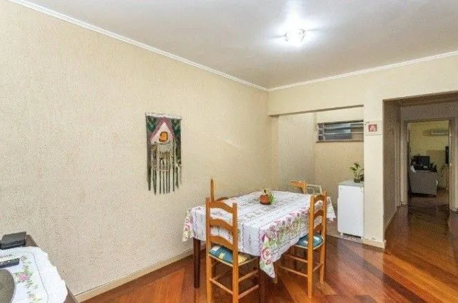 Imagem Casa com 2 dormitórios ,sendo 1 suíte para venda no bairro Tristeza em Porto Alegre/RS.