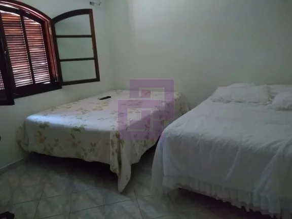 Imagem Lindo sobrado em condominio fechado.