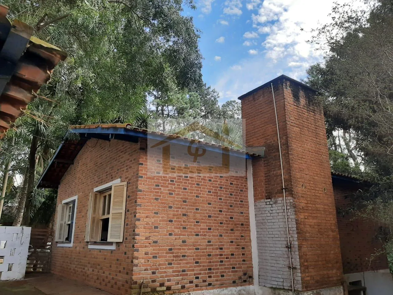 Imagem Terreno com 1500 metros, imóvel Térreo com 181 m2, 3 quartos!