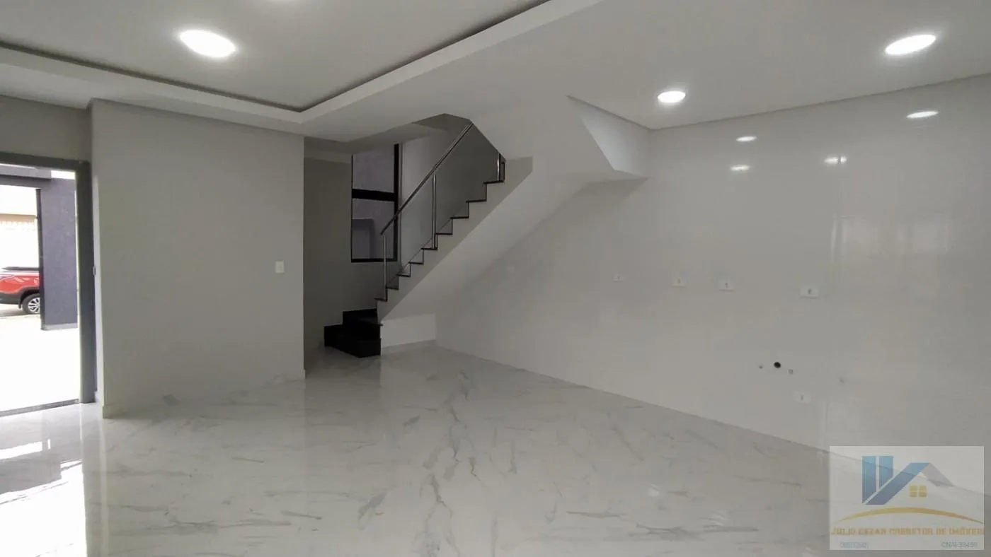 Imagem Triplex para Venda em São José dos Pinhais, Cruzeiro, 3 dormitórios, 3 suítes, 4 banheiros, 2 vagas