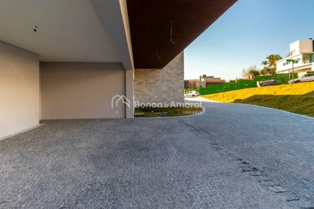 Imagem Casa de alto padrão sobrado com 4 suítes em um projeto moderno e encantador com área gourmet,
laz...