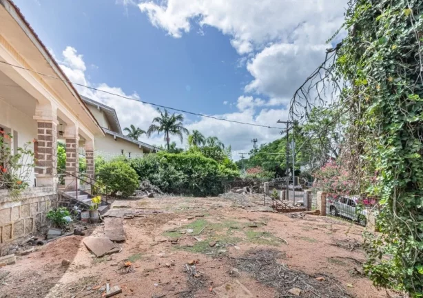 Imagem Terreno/Lote Residencial para venda no bairro Cristal em Porto Alegre