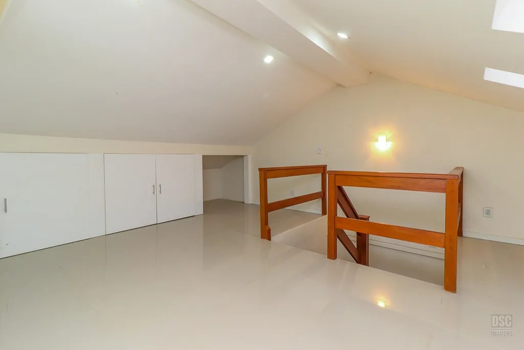 Imagem Casa de Condomínio em Cavalhada
