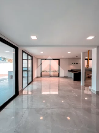 Imagem Casa de Condomínio em Alphaville - Santana de Parnaíba, SP