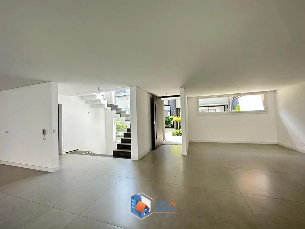 Imagem Casa em condomínio para venda em Campo Belo com 4 quartos, sendo 4 suítes, 401.12m²