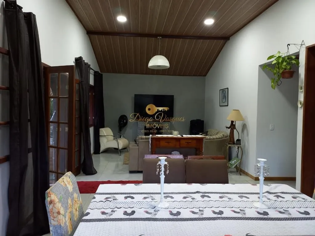 Imagem Casa para Venda em Teresópolis / RJ no bairro Jardim Salaco
