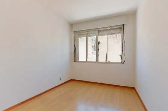 Imagem Apartamento com 4 quartos e 93m² à venda em Centro Histórico, Porto Alegre.