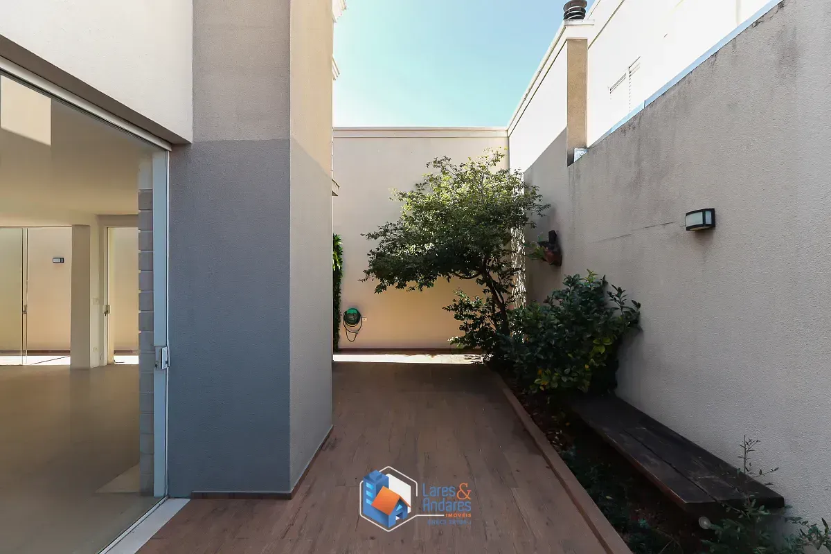 Imagem Casa no condomínio Maison Dublian para venda com 4 quartos, sendo 4 suítes, 392m²
