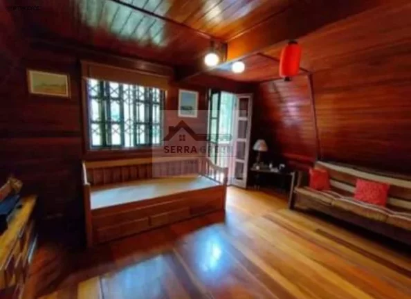 Imagem Casa para Venda em Teresópolis, Cascata dos Amores, 3 dormitórios, 1 suíte, 2 banheiros, 3 vagas
