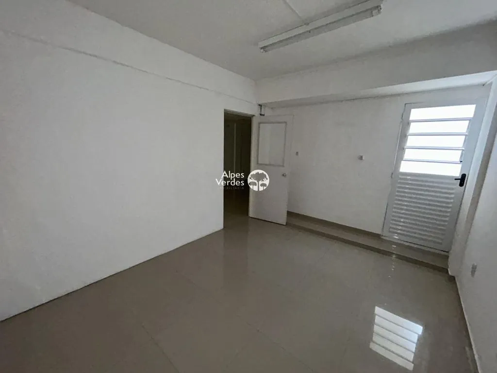 Imagem Vende-se sala comercial no Centro de Porto Alegre-72.18m2 - Valor R$240.000,00