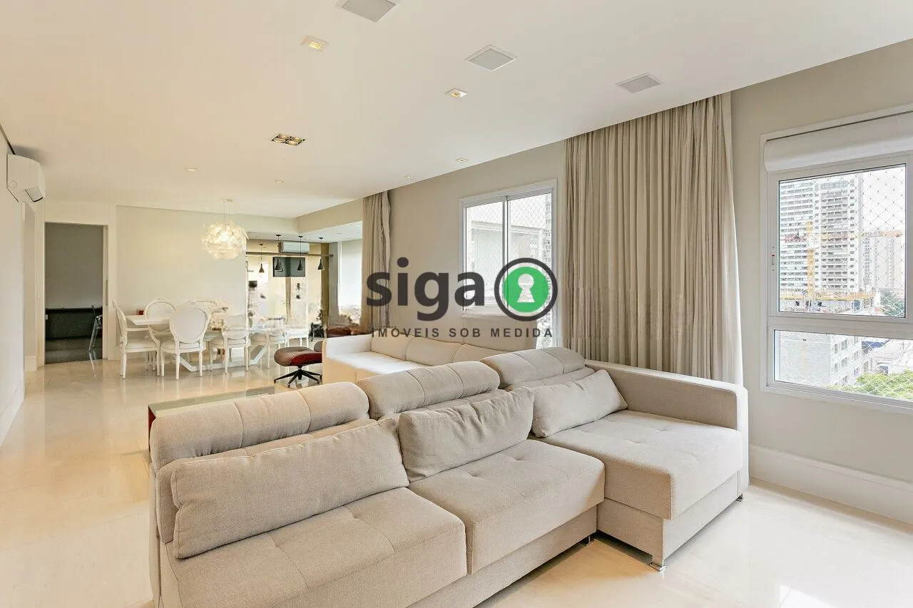 Foto do imóvel Apartamento Alto Padrão na Vila Olímpia de 3 Quartos com 3 Vagas - 210m² à Venda.