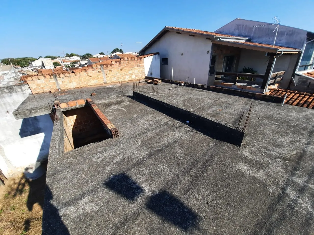 Imagem Casa à venda 3 Quartos, 1 Suite, 2 Vagas, 65M², Residencial Mombaça, Pindamonhangaba - SP