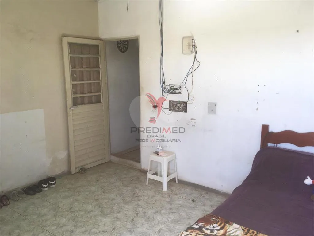 Imagem Sobrado de 3 quartos, 230m² no bairro Jardim Itapuã, em Lençóis Paulista