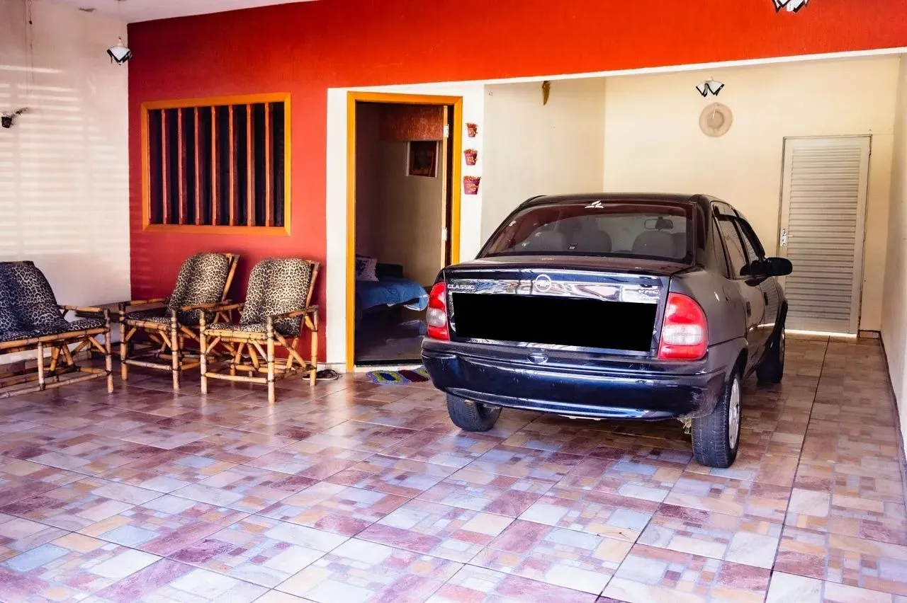 Foto do imóvel Casa à venda em Sorocaba-SP, Jardim São Guilherme: 3 quartos, 1 suíte, 1 sala, 3 banheiros, 2 vagas de garagem, 130m². em JARDIM SÃO GUILHERME, SOROCABA - SP
