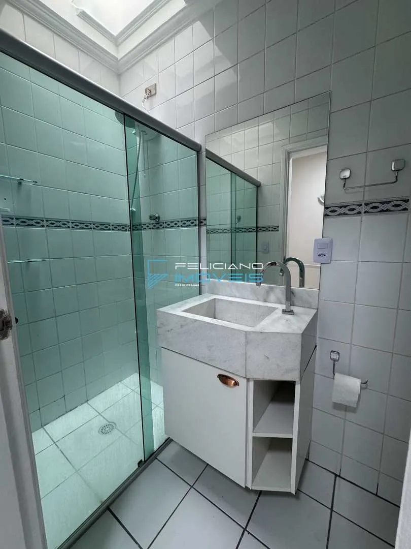 Imagem Sobrado de Condomínio com 2 quartos, Guilhermina, Praia Grande - R$ 430 mil, Cod: 7008