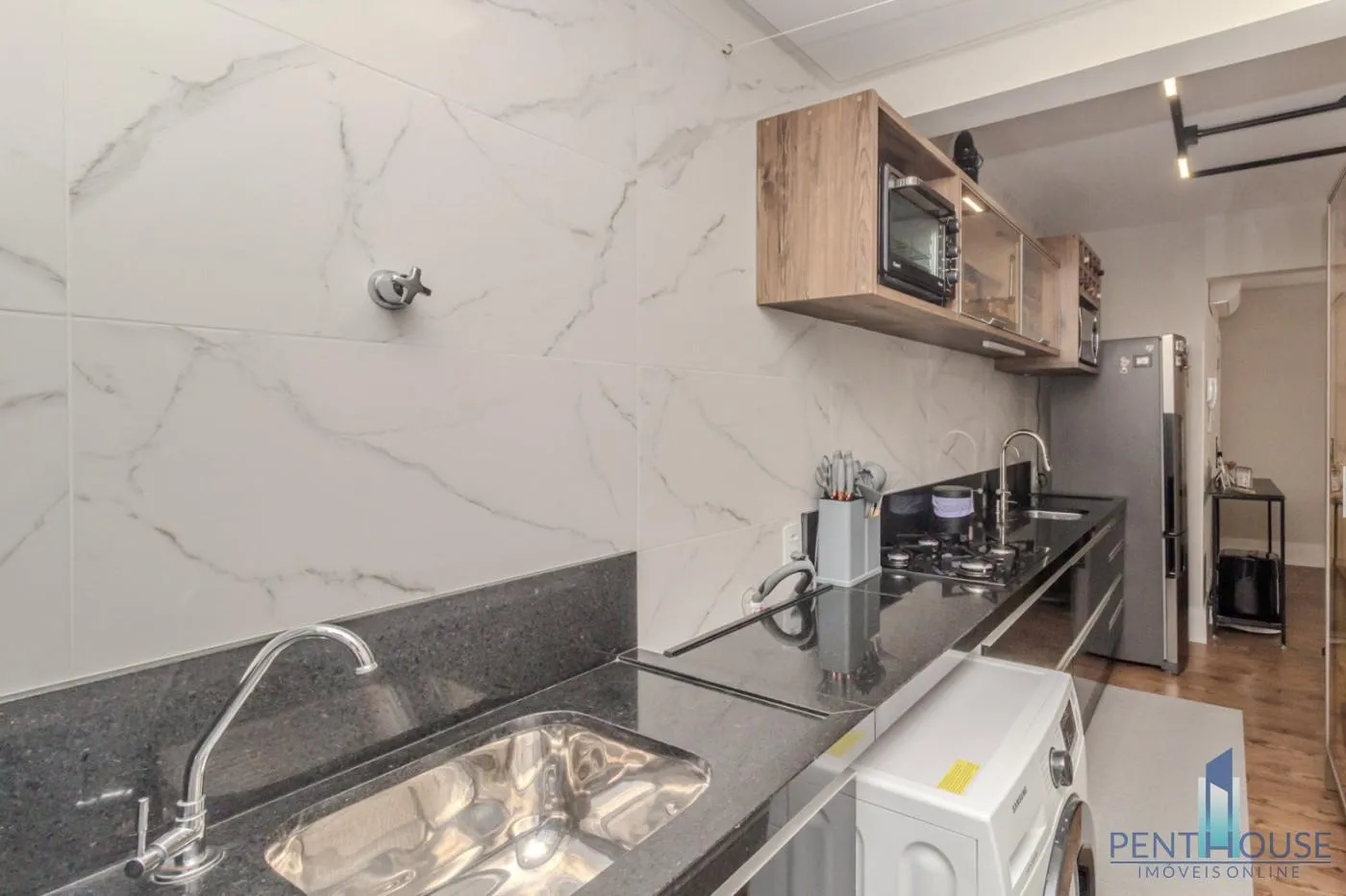 Imagem Apartamento Zona Central para Venda em Balneário Camboriú, CENTRO, 2 dormitórios, 1 suíte, 2 banheiros, 1 vaga