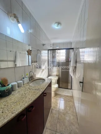 Imagem Encantadora residência que une funcionalidade, conforto e praticidade em cada detalhe. Logo na entr...