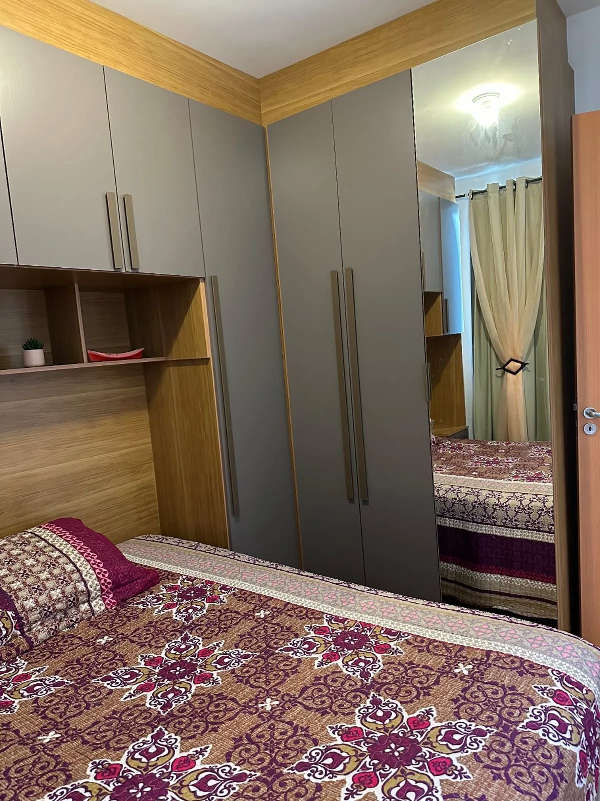 Imagem Excelente apartamento 2 dormitórios e vaga em Novo Hamburgo