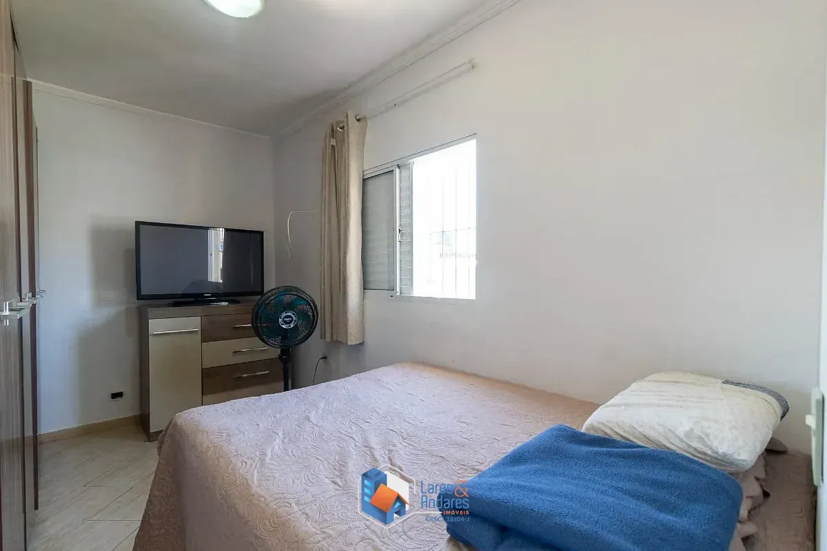 Imagem Sobrado para venda em Jardim São Carlos (Zona Leste) com 4 quartos, sendo 1 suíte, 400m²