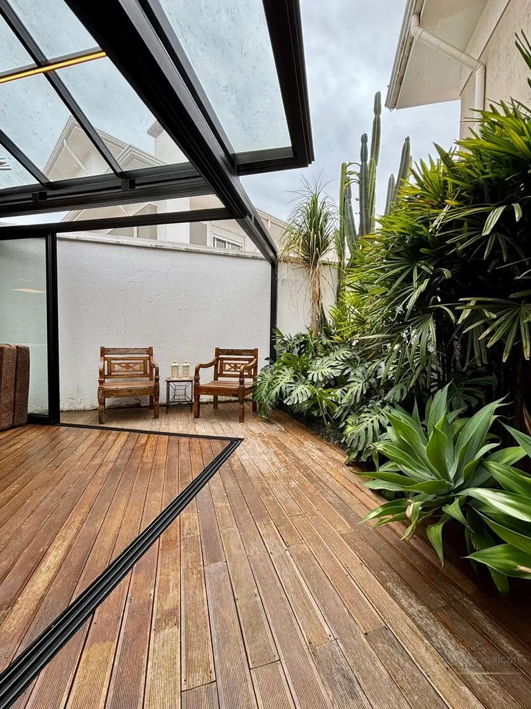 Imagem Casa à Venda em condominio fechado no Jardim Country Club, Poços de Caldas - MG