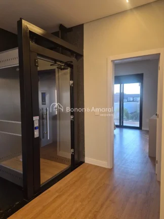 Imagem Casa com 3 suítes à venda no Residencial Santorini - Paulínia

Residência contemporânea de alto...