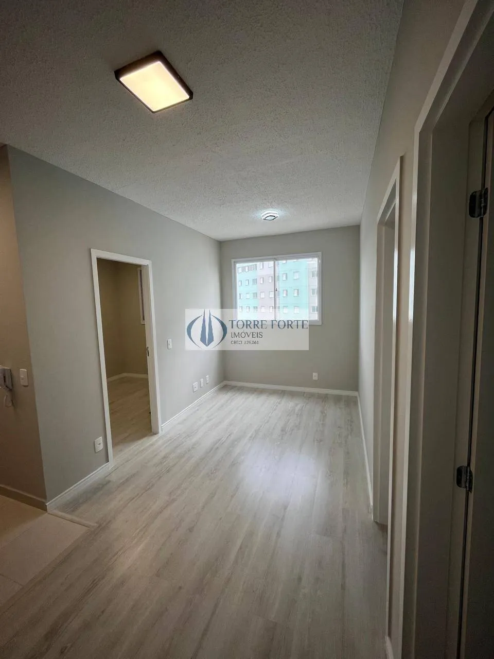 Imagem Apartamento com 2 dormitórios em Ferraz de Vasconcelos 