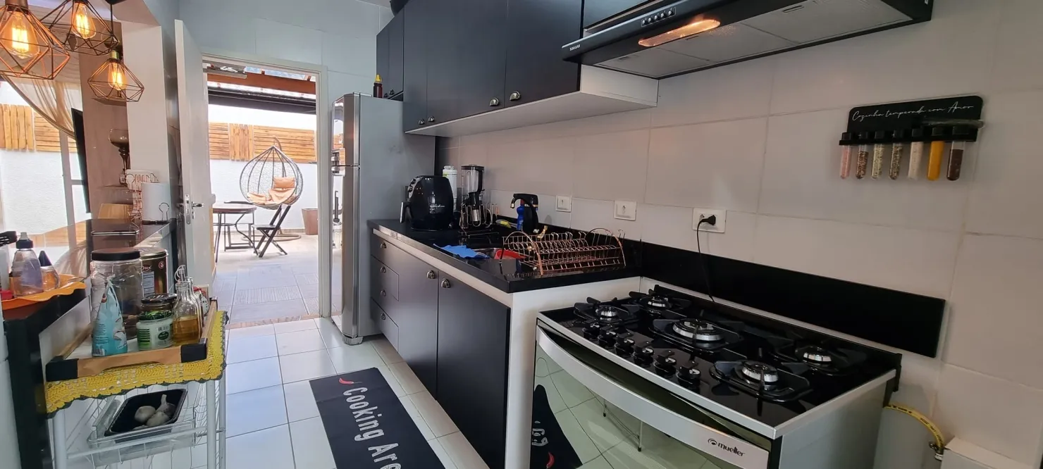 Imagem Casa Térrea à Venda no Condomínio Reserva Anauá: 3 Quartos, Suíte, 4 Vagas, Jacuzzi e Área Gourmet