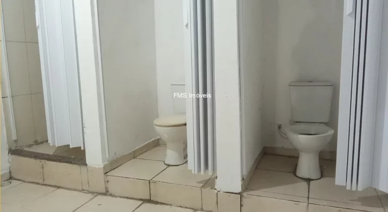 Imagem Galpão com 2200m2 na Rod. Anhanguera / SP.