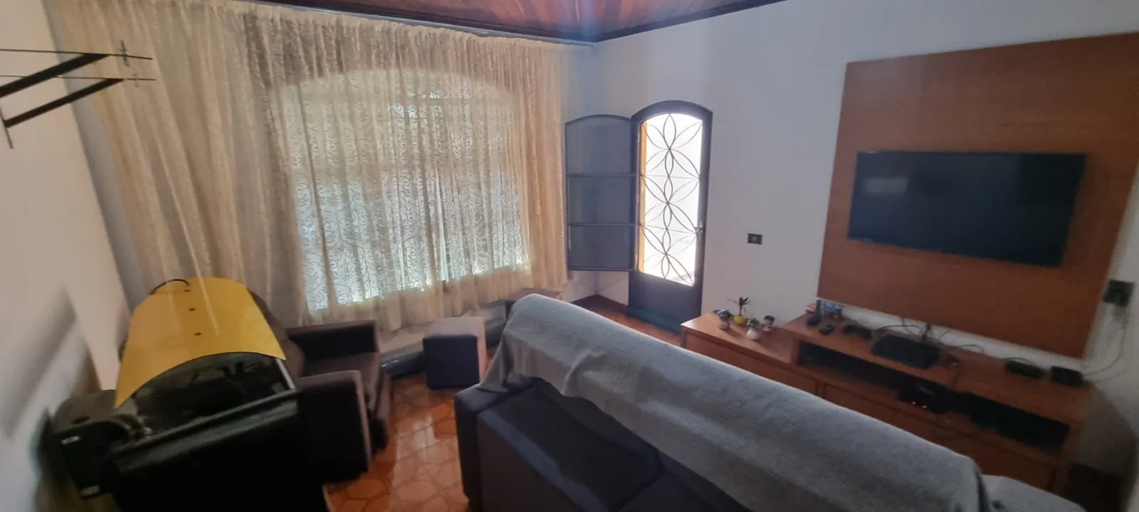 Imagem Linda Casa no Bairro Brigadeiro Tobias em Sorocaba - 2 Dormitórios e Ampla Garagem!