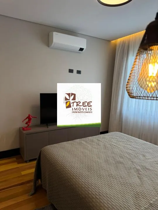 Imagem VENDA DE SOBRADO NO IBIRAPITANGA, EM SANTA ISABEL/SP, 375m² com 4 suítes, cozinha completa, piscina, jacuzzi, área gourmet e 6 vagas. CONSULTE-NOS.