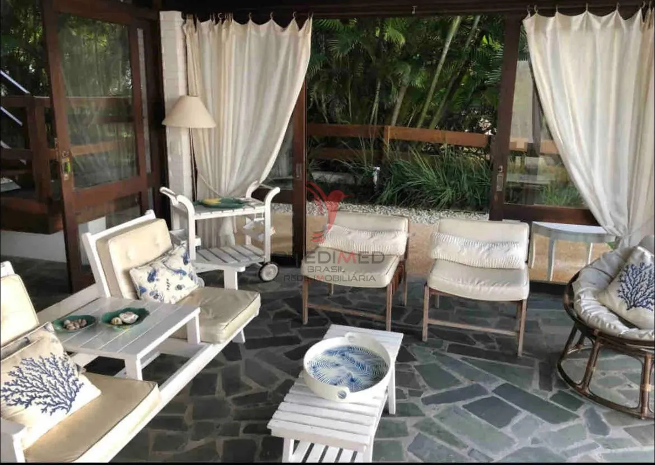 Imagem Casa de super luxo toda mobilada , para locação O Epítome do Luxo e Conforto em Cabeçudas