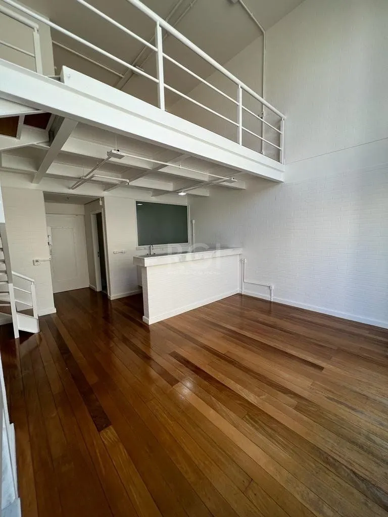 Imagem Loft para Venda - 77.78m², 1 dormitório, sendo 1 suites, 2 vagas - Moinhos de Vento