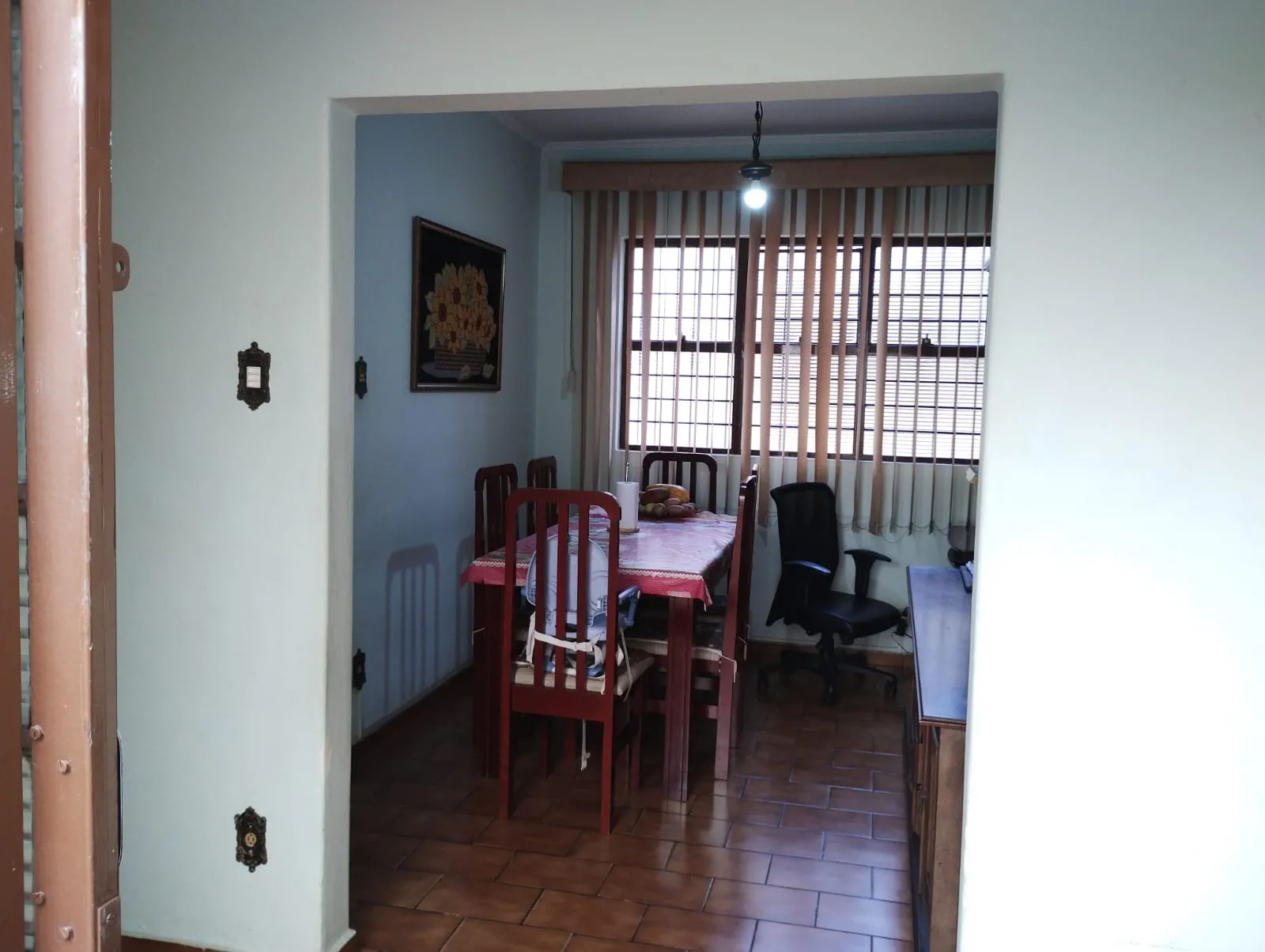 Imagem CASA TÉRREA NO BAIRRO JARDIM REFUGIO