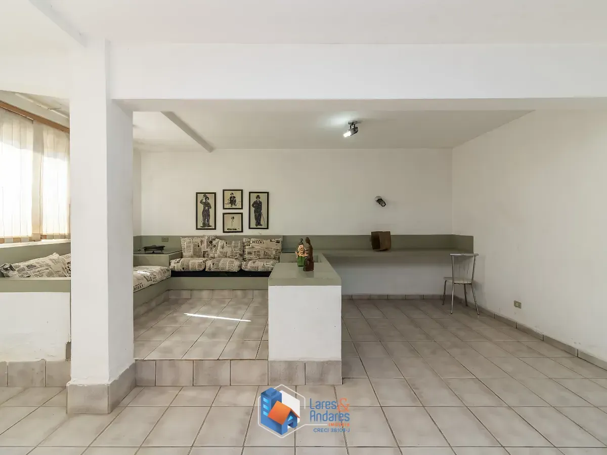 Imagem Sobrado para venda em Vila Madalena com 3 quartos, sendo 1 suíte, 293m²