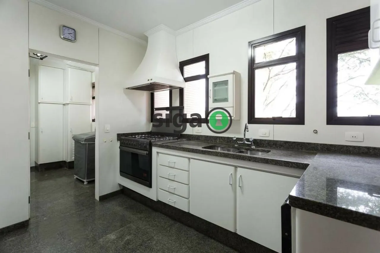 Imagem Apartamento a venda ou Locação em Moema com 4 quartos