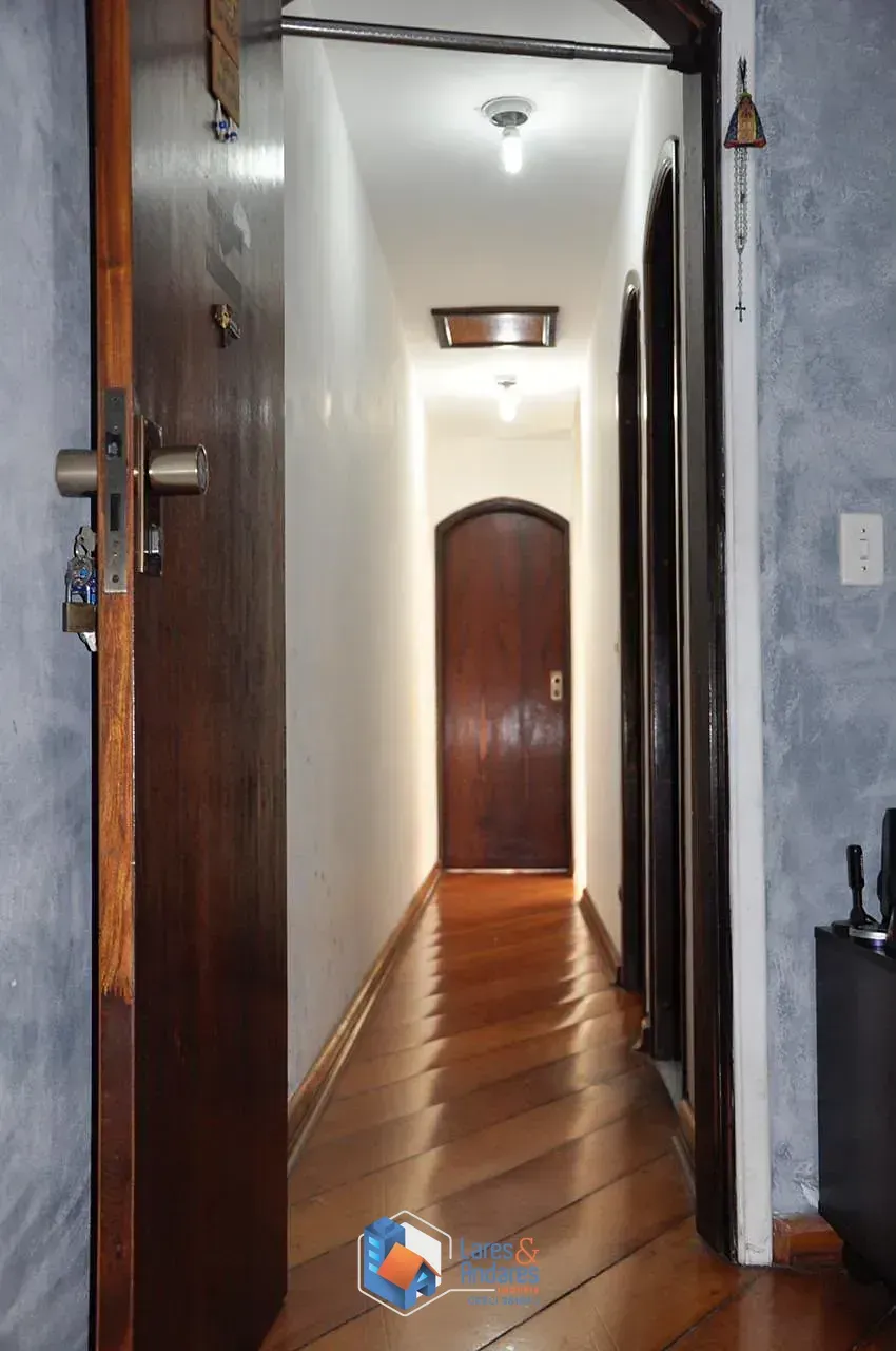 Imagem Sobrado para venda em Vila Bandeirantes com 3 quartos, 131m²