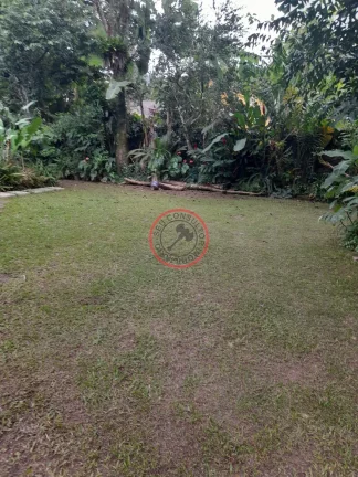 Imagem Casa com 3 quartos , + 1casa de com 2 quartos, terreno de 1020 metros, próximo a praia (200METROS) e de todo comércio local