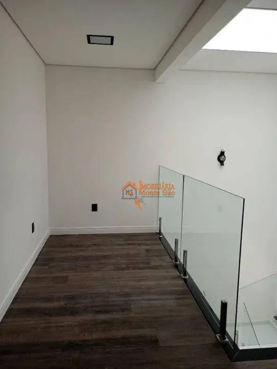 Imagem Sobrado com 3 dormitórios à venda, 240 m² por R$ 2.200.000,00 - Mogi Moderno - Mogi das Cruzes/SP