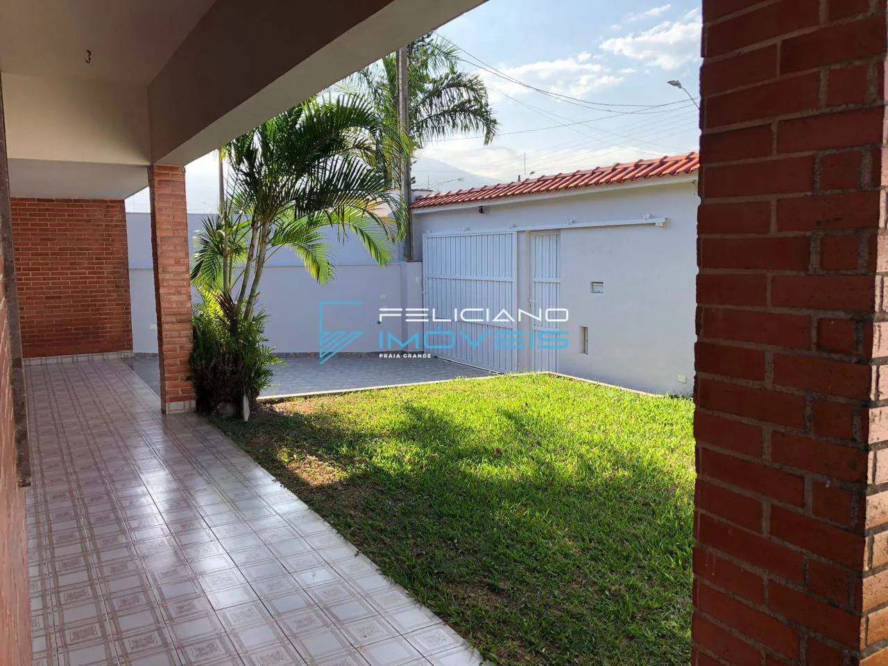 Imagem Casa com 5 quartos, Flórida, Praia Grande - R$ 951 mil, Cod: 5604